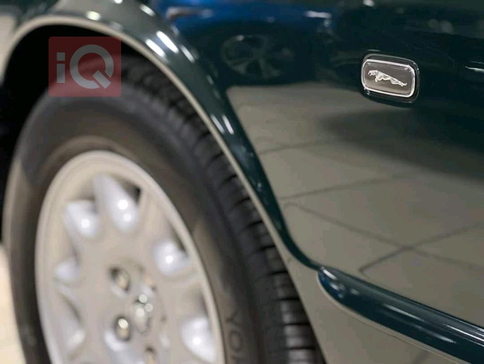 جاگوار XJ